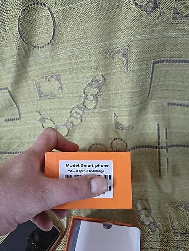 ucuz sade telefonlar: Infinix Zero 40, rəng - Qara, Sensor — 6