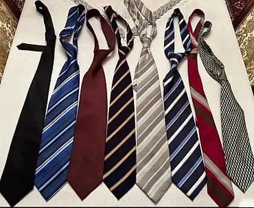 Kişi qalstukları kolleksiyası satılır. Ən ucuzu 5 manat. - Klassik və