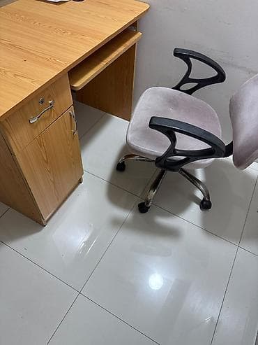 Tecili coc ucuz qiymeteResepshn stolu Ofis üçün iş masaları və