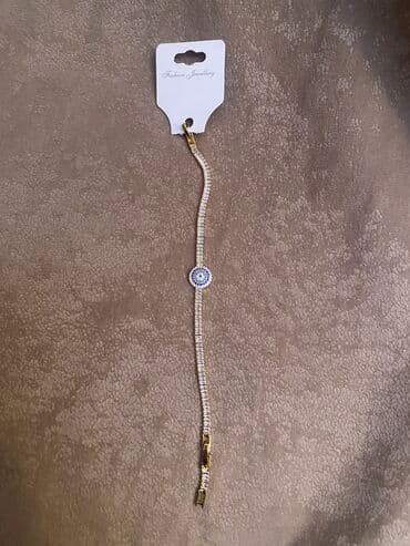 merkezi univermaq qizil: Bilərzik, 3 g, Pulsuz çatdırılma — 2