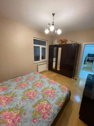 20 ci sahede kiraye heyet evleri: Bakı, 3 otaqlı, Köhnə tikili, m. Xalqlar Dostluğu, 60 kv. m — 4