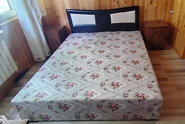 cən 1 ton: İki neferlik taxt aeliqeli veziyetde unv olcu 150 *195 
Unv genclik — 1