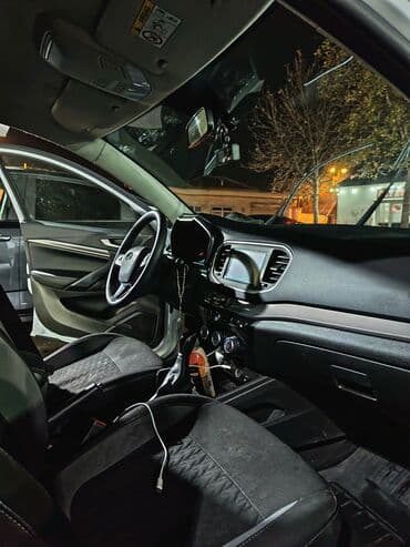 avto elanlar: LADA Vesta sedan lizinq di satılır 14 ayı verilib 7 mine satılır — 7