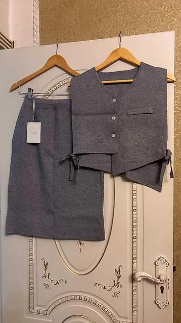 трико: Triko dest ikili jilet yubka (koynek daxil deyil),dest olaraq 15 man — 7