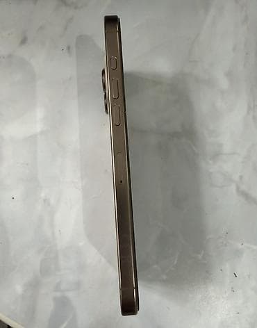 iphone 5 's: IPhone 16 Pro Max, 256 GB, Natural Titanium — 8