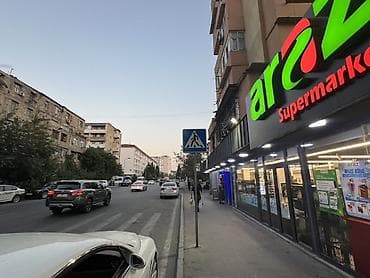 kirayə mənzillərin satışı: Yeni tikili binanın 17-4 mertebesinde 2 otaqlı 78.kv.m menzil satılır — 9