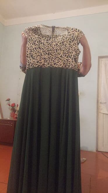 toy ucun tulumlar: Zərif ziyafət donu - Rəng: tünd yaşıl ətək hissəsi, qara tor üzərində — 2