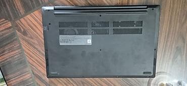 komputer canta: Lenovo noutbuk.Ideal veziyyetdedi hec bir problemi yoxdur.Canta — 1