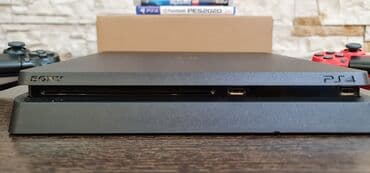 pencekler 2020: PlayStation 4 slim 500 gb -2 orijinal pult -4 disk Salam. təcili — 2