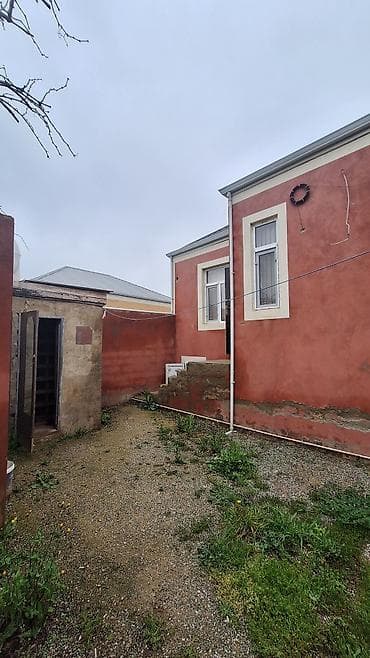 Daşınmaz əmlak: 3 otaqlı mənzil – geniş zal, iki yataq otağı və ayrı mətbəx — 9