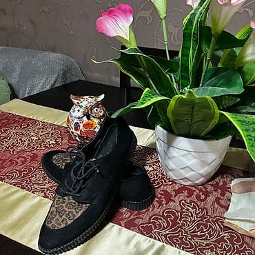 Tuflilər: Tuflilər, Ölçü: 42, rəng - Qara, İşlənmiş — 2