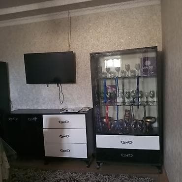 Qonaq otağı üçün mebel dəsti
satılır üçü birlikdə 90 manat