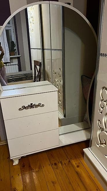 yatağ: İkinəfərlik çarpayı, Dolab — 5