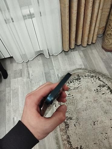 simes: IPhone 13, 128 GB, Göy, Face ID — 6