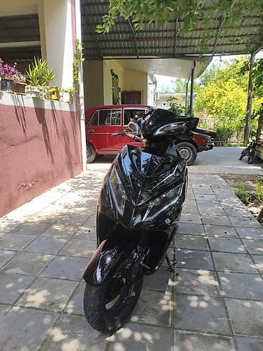 2 ci el scooter: Heçbir prablemi yoxdu 1-2 dene cizığı var Cızığ hər funksiyası işlənir — 7