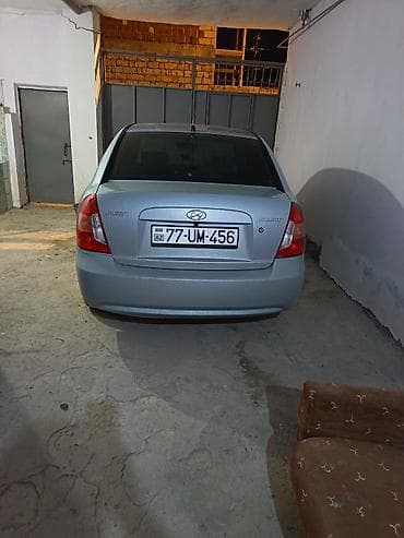 Su nəqliyyatı: Hyundai Accent: 1.4 l | 2007 il Sedan — 4