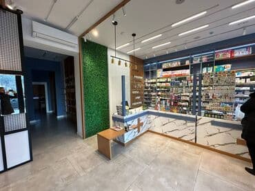 şirvan elit ticarət mərkəzi: Xətai metrosuna yaxin yerləşən aptek təmirli ayi 2500azn kirayə — 9