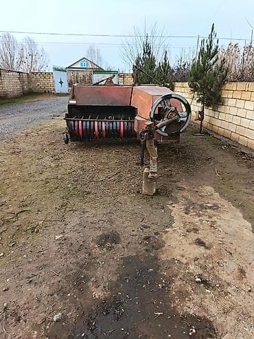 teker r16: Saman/kökə bağlayan pres (traktora qoşulan balya presi) - Traktora — 1