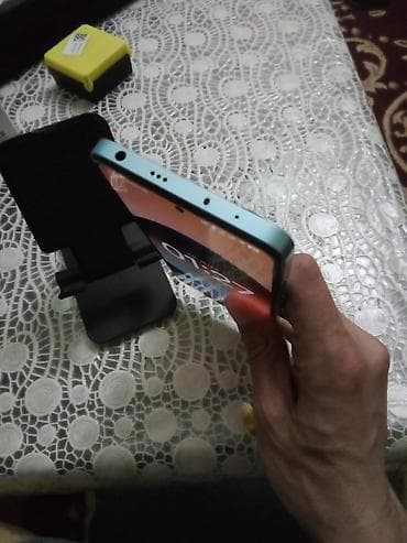 prastoy telefonlar: Xiaomi rəng - Yaşıl, 
 Sensor — 3