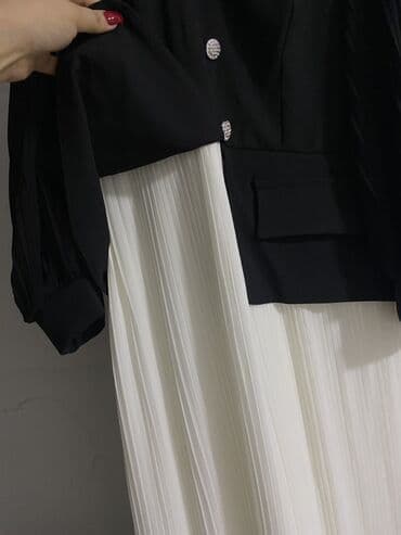 женские хлопковые костюмы: Qara və ağ rənglərdə olan bu qadın kostyumu qəşəng və müasir görünüş — 3