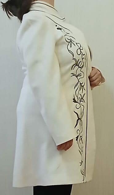 sumqayitda jaket: 40 razmer istəyən vatsapa yazsın.Video şəklində ata bilərəm — 3