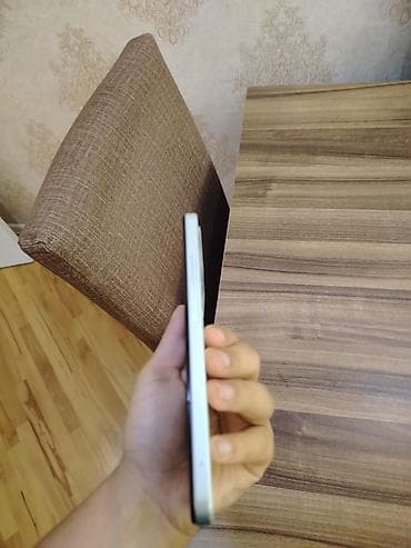 philips xenium 9@9s: Telefon tərtəmizdir cızıqsız ustada olmayıb ikinci telefon kimi — 4