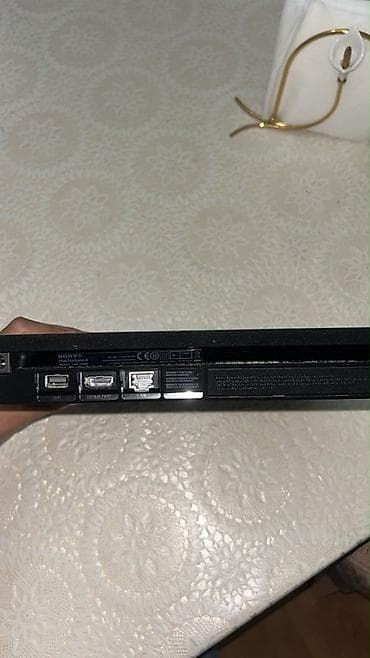 playstatio: Ps 4 slim 2 ədəd jostick 2 ədəd disk (GTA 5,Fifa 25) içinde online 28 — 2