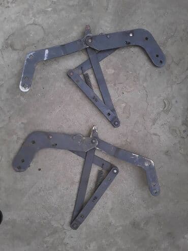 mebellər və qiymətləri: Açılıb yığılan mebel üçün ehtiyat hissəsi satılır. 2 ədəd var biri 20 — 2