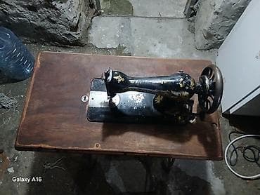 qedim: Məhsul: Singer ayaq pedallı tikiş maşını və taxta stol-qutu komplekti — 3