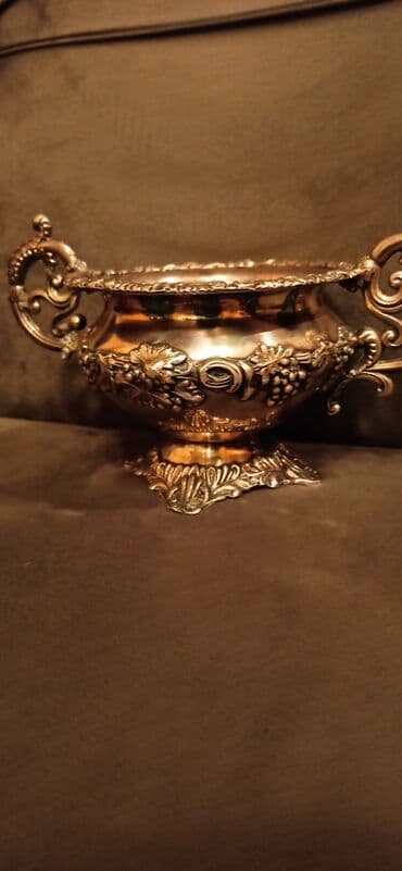 tap az qedimi esyalar: Редкий старини Бакинский статуетка 1956 год без дифекта скитка есть — 41