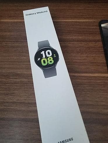 su despensoru: Samsung Galaxy Watch5 (qara) - Model: Galaxy Watch5 - Korpus: dairəvi — 1
