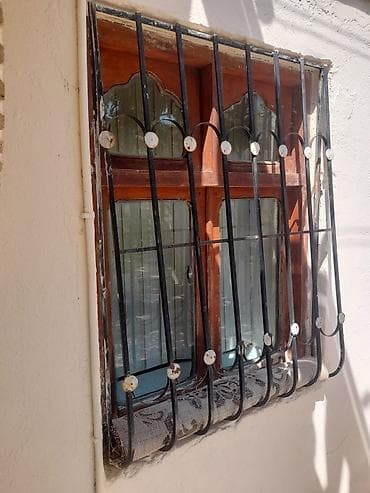 Dəmir pəncərə/balkon barmaqlığı - Material: qalın divarlı, qaynaqla — 5