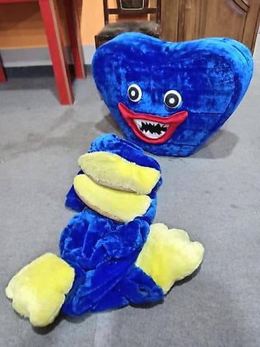 Tecili satilir.baha alinib.endirim edilecekdir.uşaq tədbirləri