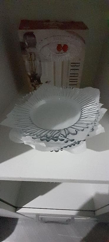 Bitkilər: Boşqablar, Şüşə — 1