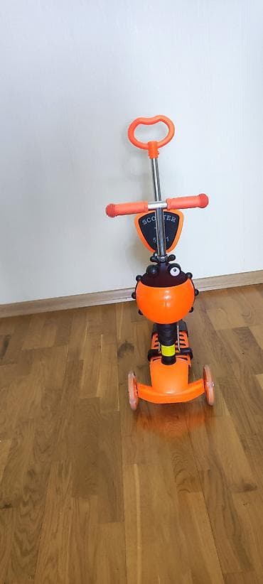 24 dyumlu velosiped: Uşaq üçün skuter 60 aznə alınıb 30 aznə satılır. Təkərləri işıqlıdır — 2