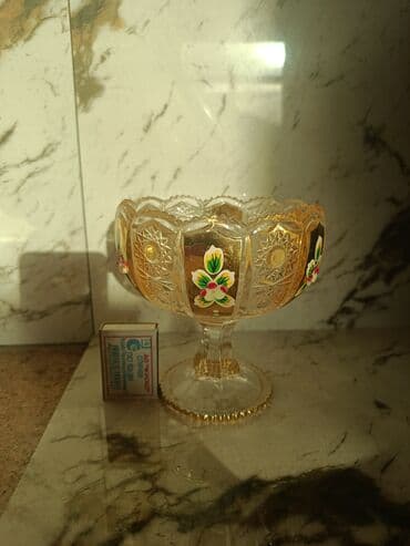 luminark qablar: Şüşə/qədim üslubda dekorativ qabaq – ayaqlı meyvə və ya konfet vazası — 3
