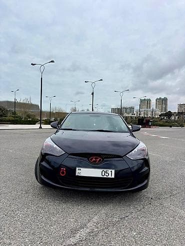 hunday veloster: Hyundai Veloster, 3 qapılı kupe hetçbek, qara rəng. - Sport xarici — 2