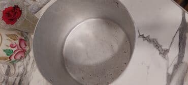 детские глубокие тарелки: 2 eded sovetin aliminium qazanlari. 8 lirt her biri. her 2 si de — 3