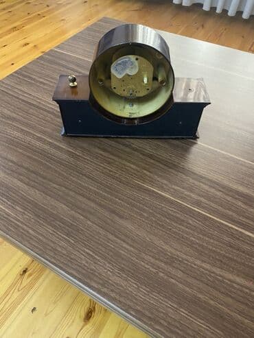 антикварные часы настенные: Taxta korpuslu, retro üslubda dizayn edilmiş masa saatı. Roma — 11