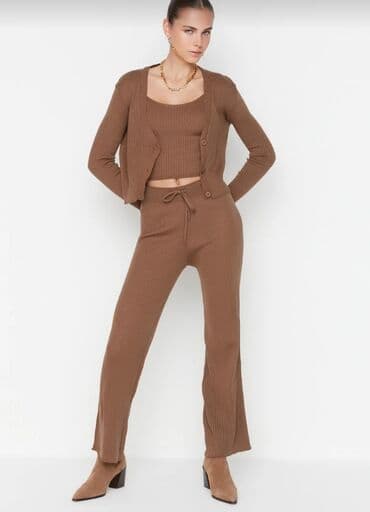 Dəstlər, kostyumlar: Dəst paltar — 2