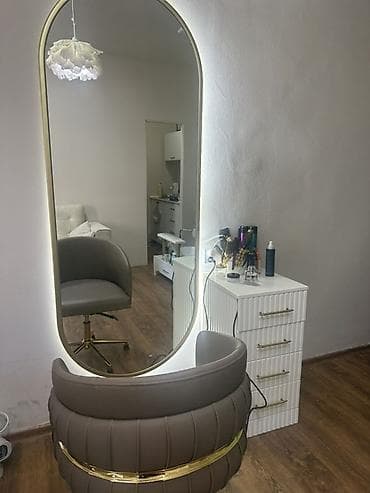 saç stolu: Salonumuza təcrübəli saç və dırnaq ustası tələb olunur. Daimi oturub — 1