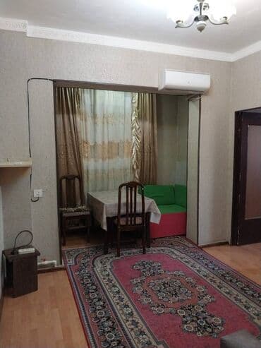 xocasəndə evlər: Nizami rayonu,Xalqlar metrosu,Siyaqut restoranına yaxın,9 — 2