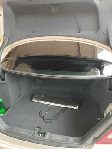 variator sürətlər qutusu: Mercedes-Benz C200 Kompressor sedan - Kuzov: bej rəng, 4 qapı, arxa — 10