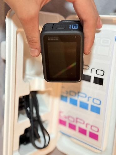Videokameralar: GoPro HERO 13 Black action kamera Xüsusiyyətlər: - Video: 5.3K yüksək — 5