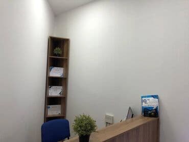 kiraye kafe verirem: Obyekt 60 kvadratdır düzgün işlək yerdi. Hər bir əsyası və avadanlığı — 2