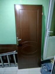 2ci el qapılar: Qonaq otağı üçün İşlənmiş Otaq qapısı 60x190 sm Şəbəkə ilə, Zəmanətsiz, Ünvandan götürmə — 1