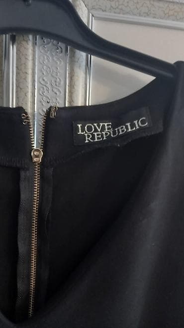 Личные вещи: Love Republic markalı qadın donu. Zərif və klassik görünüşə malik bu — 2