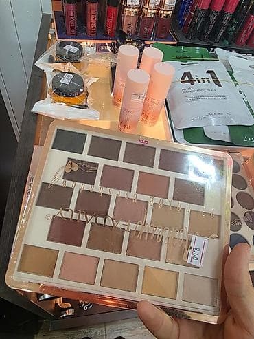 ağ kofta: Kosmetik dəst, >10 məhsul — 1