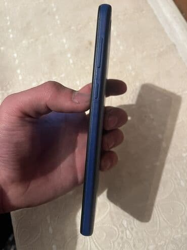 экран для телефона fly: Məhsul: Mavi rəngli Android smartfon Xüsusiyyətlər: - Ön tərəfdə — 5