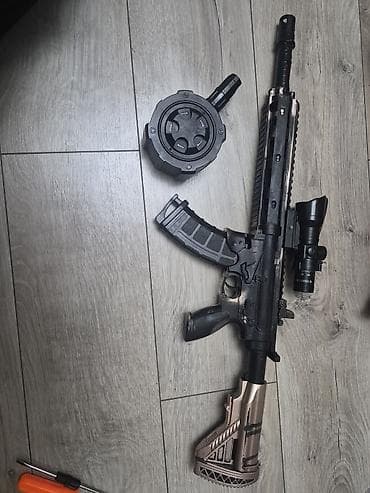 Taktiki yarı-avtomatik tərtibatlı karabin üslubunda pnevmatik/airsoft — 1